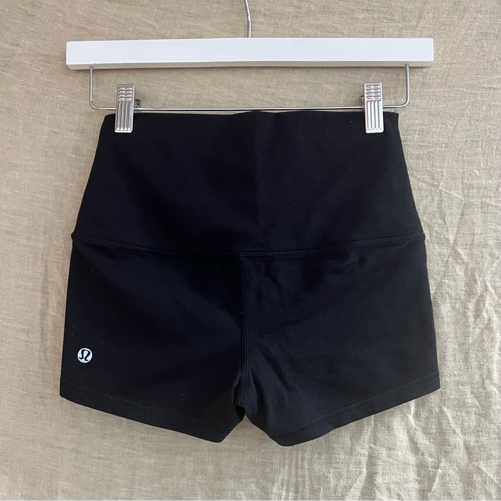 Lululemon high rise wunder under short shorts size 4 black